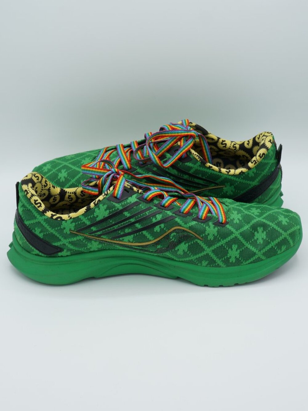 Saucony Kinvara 12 St. Patrick's Day Shamrock Running Shoes Women's Size 9 - Picture 3 of 11